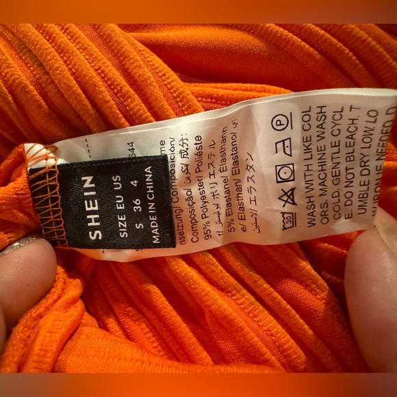 Burnt Orange Hooded Dress - Picture 10 of 10